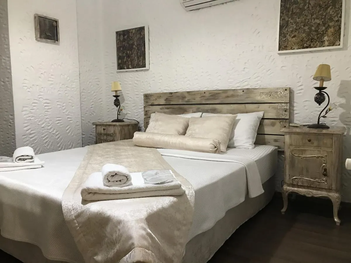 Bizim Ev Otel Alacati İzmir Turcia