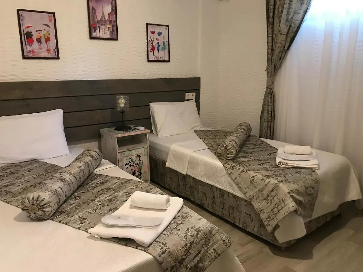 B&B Bizim Ev Otel Alacati İzmir