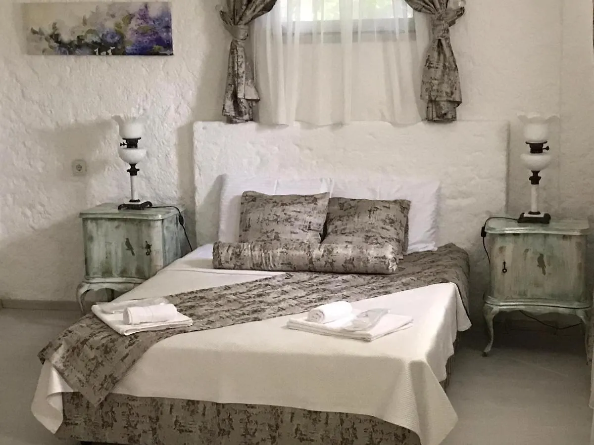 Bizim Ev Otel Alacati İzmir B&B