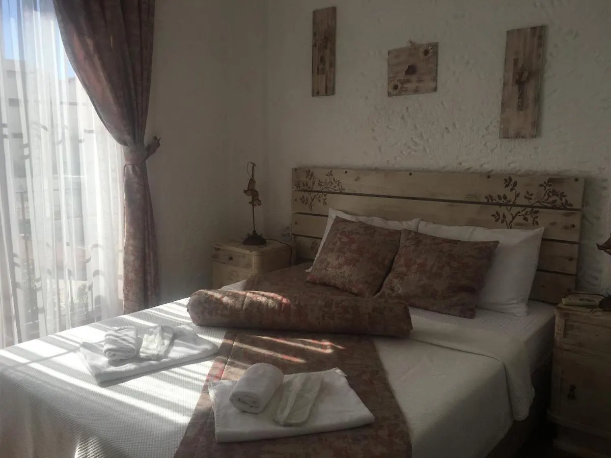 Bed and Breakfast Bizim Ev Otel Alacati Σμύρνη