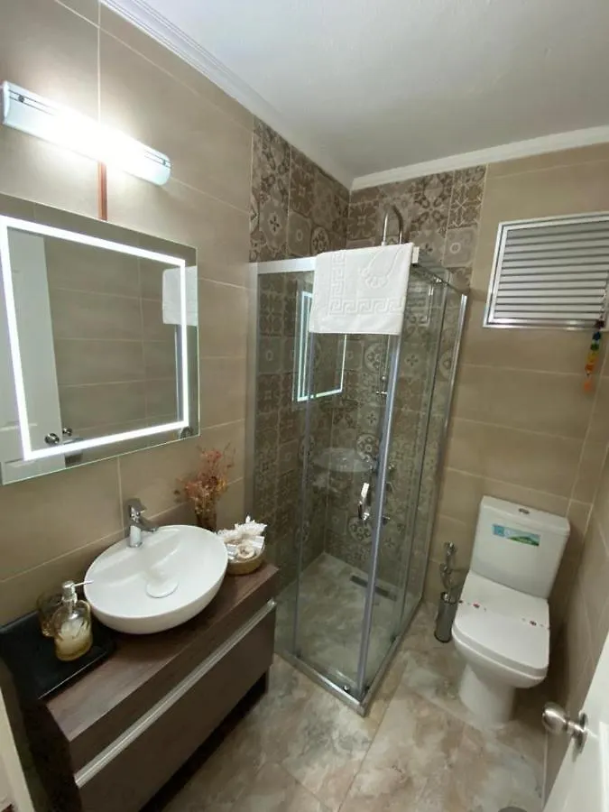 Bizim Ev Otel Alacati İzmir 0*,